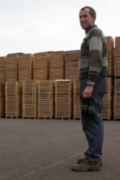 Alain Sirugue Directo General, responsable de la produccin de barriles (barricas) y compra de madera de roble, Nuits Saint Georges, Borgoa, Francia